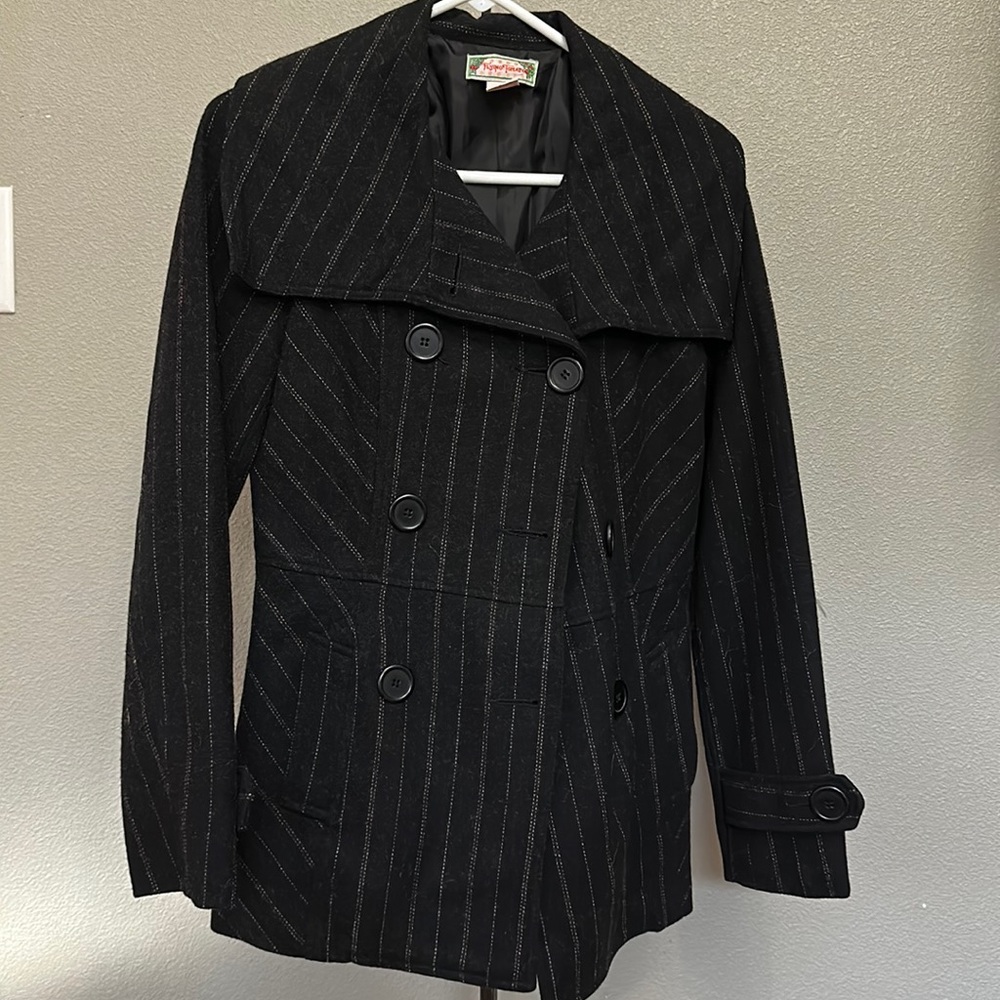 Women’s wool coat size small black/white flying tomato